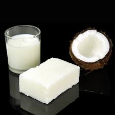 Why Coconut Wax is the Future of Massage Candles